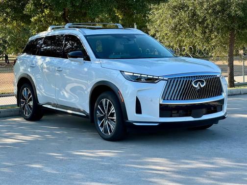 2026 INFINITI QX60 Luxe