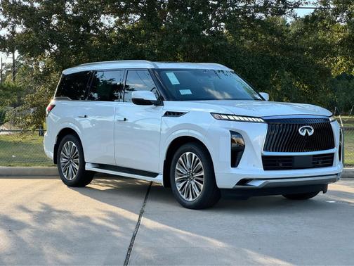 2026 INFINITI QX80 Luxe