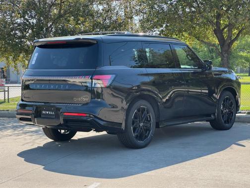 2026 INFINITI QX80 SPORT