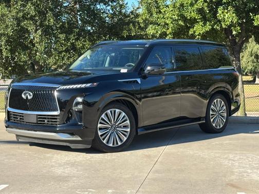 2025 INFINITI QX80 Luxe