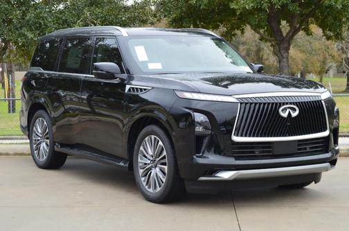 2025 INFINITI QX80 Luxe