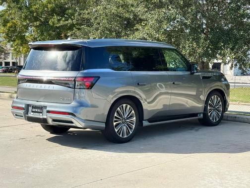 2025 INFINITI QX80 SENSORY