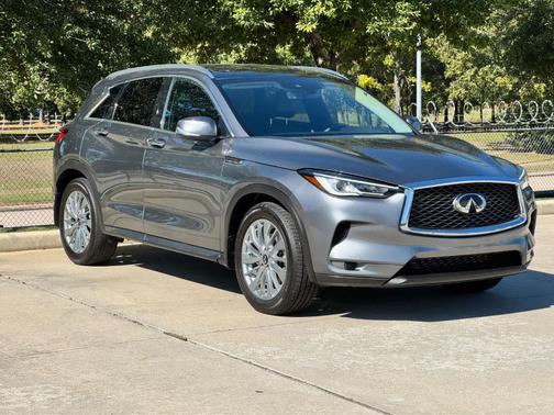 2024 INFINITI QX50 Luxe