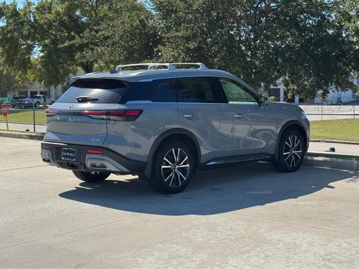 2025 INFINITI QX60 SENSORY