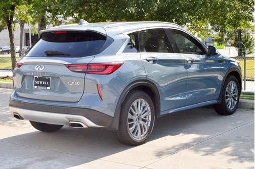 2024 INFINITI QX50 Luxe