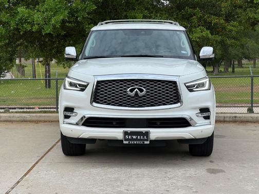 2021 INFINITI QX80 Luxe