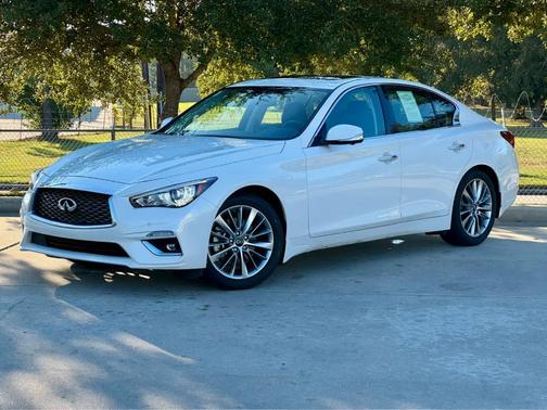 2024 INFINITI Q50 LUXE