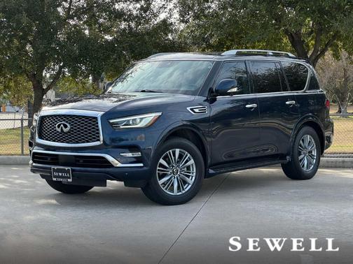 2022 INFINITI QX80 Luxe