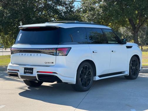 2026 INFINITI QX80 SPORT