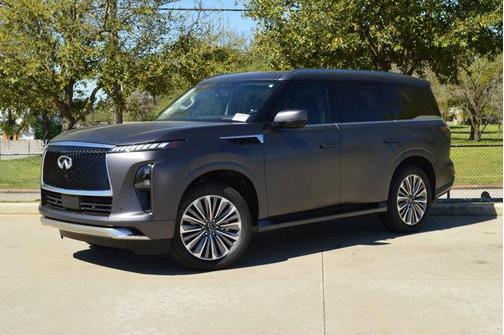 2025 INFINITI QX80 Luxe