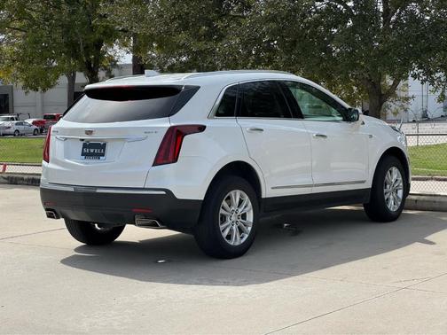 2022 Cadillac XT5 Luxury