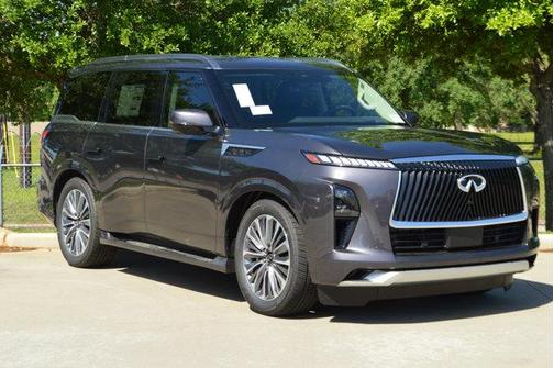 2025 INFINITI QX80 Luxe