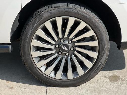 2019 Lincoln Navigator L Reserve