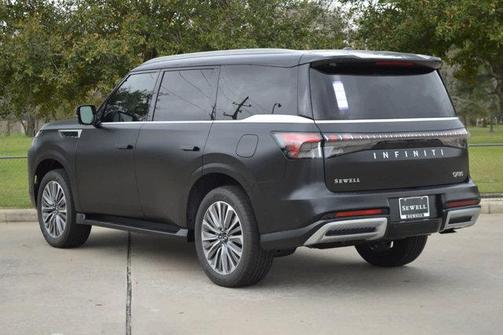 2025 INFINITI QX80 Luxe