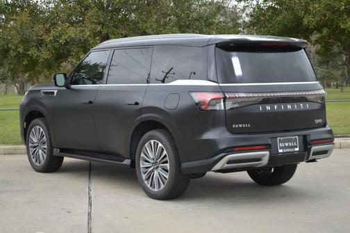 2025 INFINITI QX80 Luxe