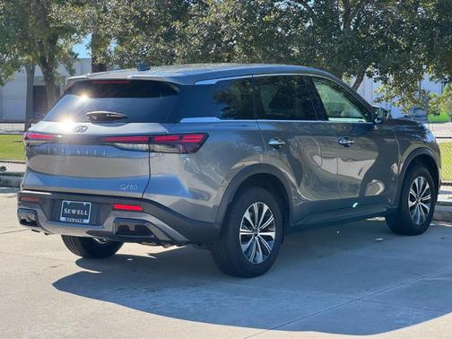 2025 INFINITI QX60 Pure