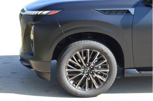 2025 INFINITI QX80 AUTOGRAPH