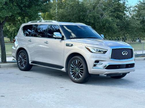 2022 INFINITI QX80 SENSORY