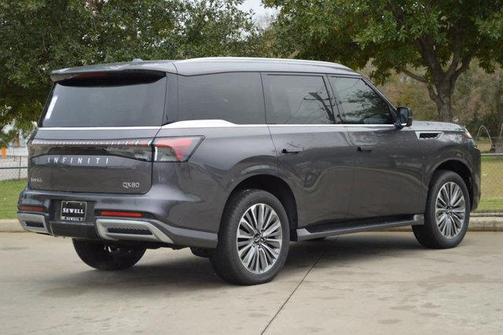 2025 INFINITI QX80 Luxe