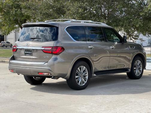 2019 INFINITI QX80 Luxe