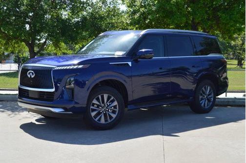 2025 INFINITI QX80 PURE