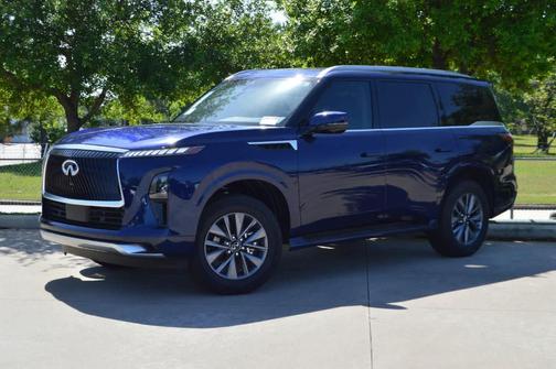 2025 INFINITI QX80 PURE