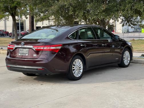 2015 Toyota Avalon Hybrid XLE Premium