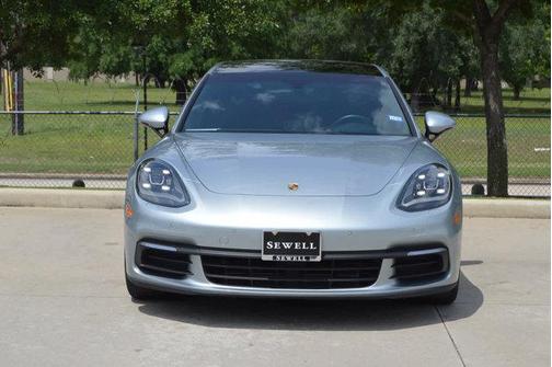 2018 Porsche Panamera Base