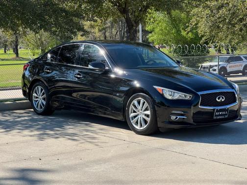 2015 INFINITI Q50 Premium