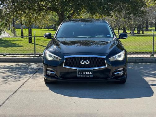 2015 INFINITI Q50 Premium