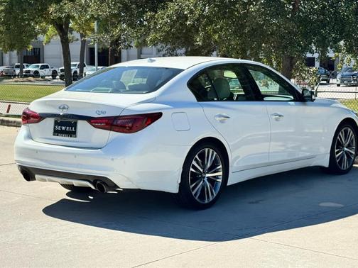 2024 INFINITI Q50 SENSORY