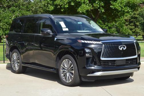 2025 INFINITI QX80 Luxe
