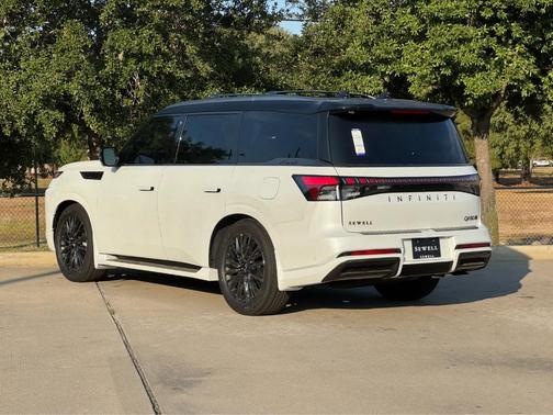 2026 INFINITI QX80 AUTOGRAPH