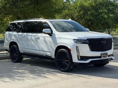 Crystal White Tri-Coat 2022 Cadillac Escalade ESV Premium Luxury