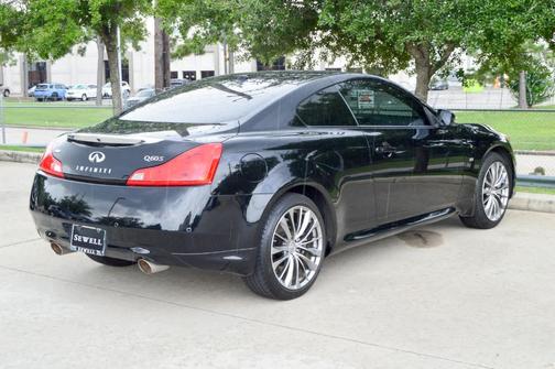 2014 INFINITI Q60 Base