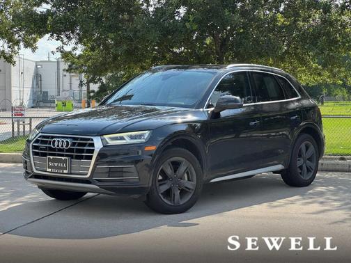Brilliant Black 2018 Audi Q5 2.0T Premium Plus