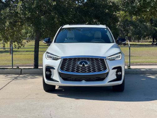 2025 INFINITI QX55 ESSENTIAL