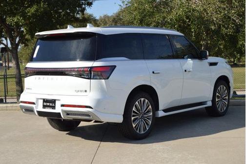 2025 INFINITI QX80 SENSORY