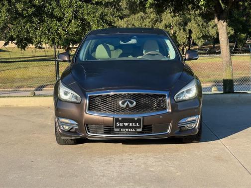 2015 INFINITI Q70L 3.7