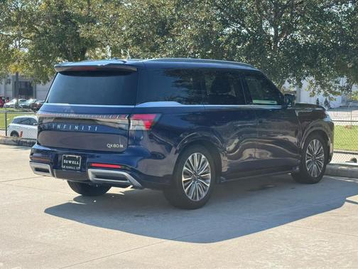 2025 INFINITI QX80 SENSORY