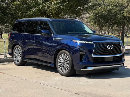 2025 INFINITI QX80 SENSORY