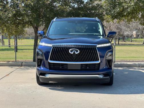 2025 INFINITI QX80 SENSORY
