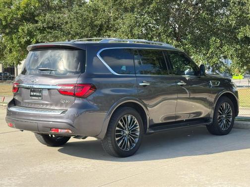 2022 INFINITI QX80 SENSORY