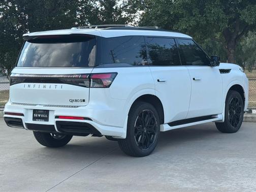 2026 INFINITI QX80 SPORT