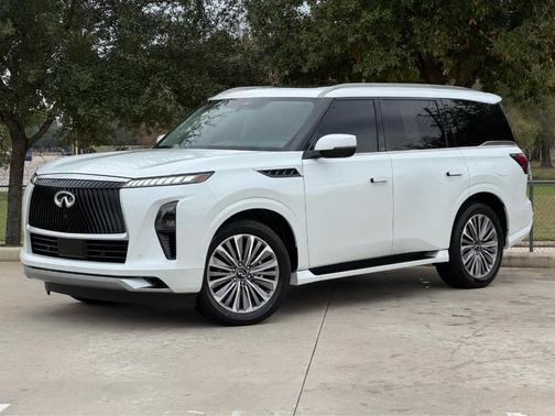 2025 INFINITI QX80 SENSORY
