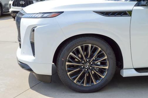 2025 INFINITI QX80 AUTOGRAPH