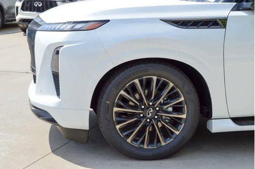 2025 INFINITI QX80 AUTOGRAPH