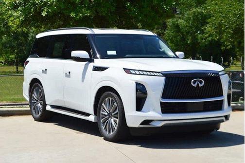 2025 INFINITI QX80 Luxe