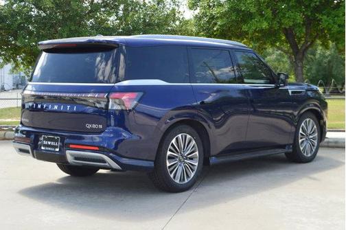 2025 INFINITI QX80 SENSORY