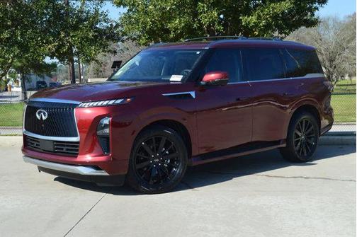 2025 INFINITI QX80 Luxe
